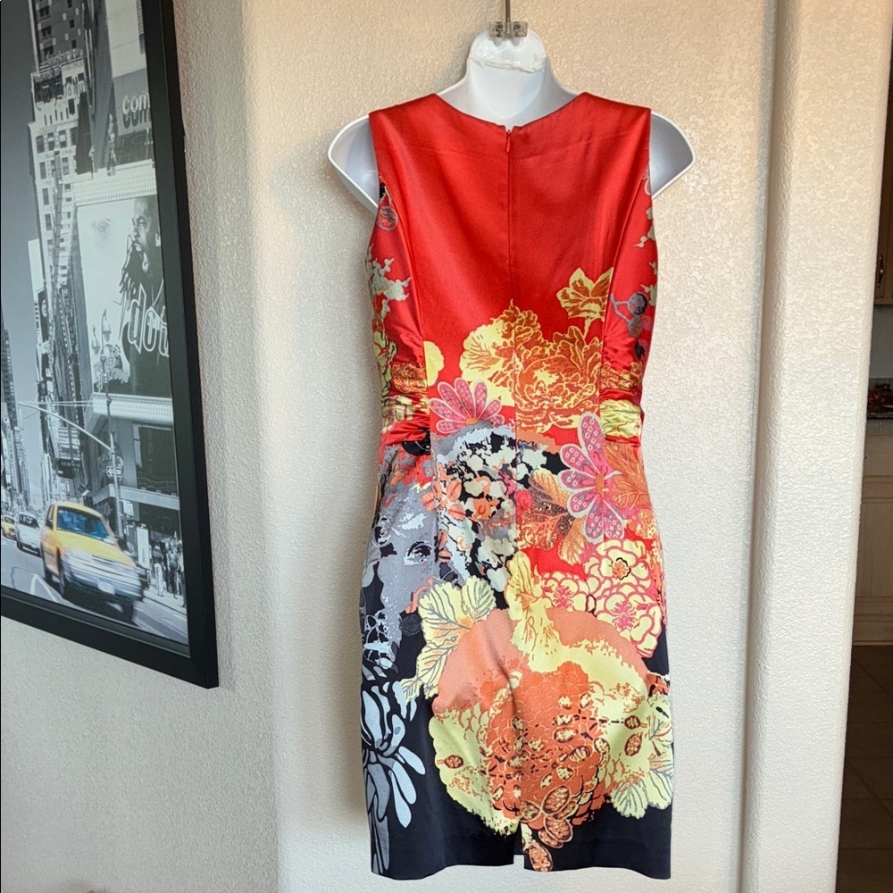 KAY UNGER Colorful Ruched Silk Floral Sheath Dress - Sleeveless, Asian flavor. 4 - Picture 7 of 15